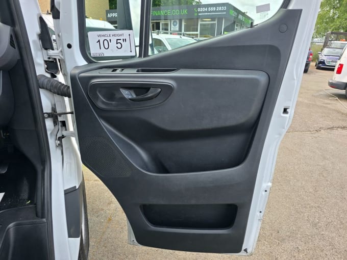 2025 Mercedes-benz Sprinter