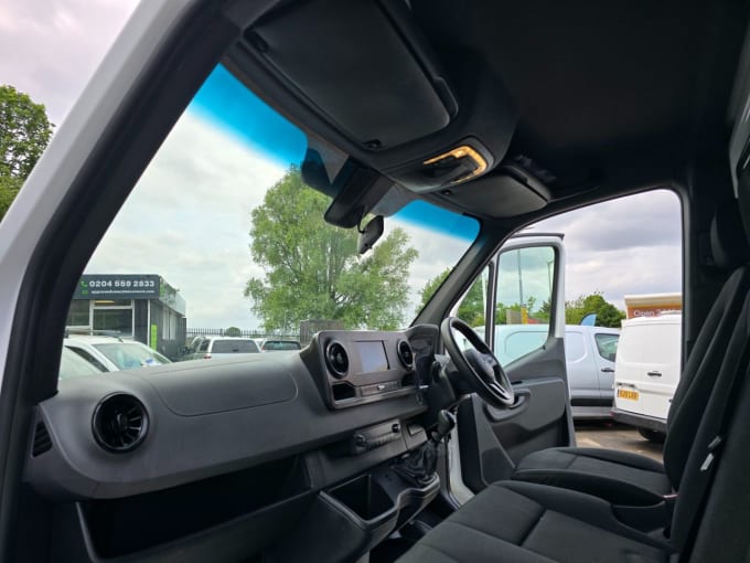 2025 Mercedes-benz Sprinter