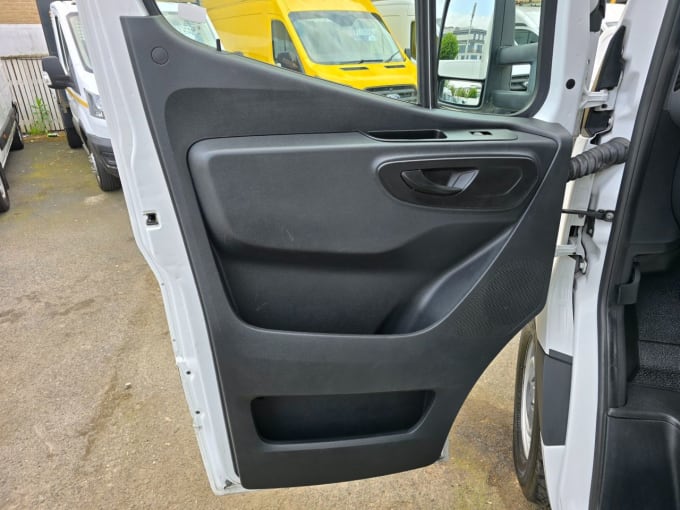 2025 Mercedes-benz Sprinter