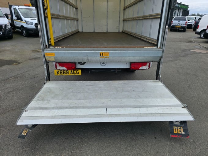 2025 Mercedes-benz Sprinter