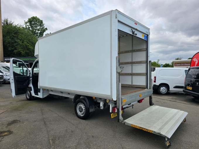 2025 Mercedes-benz Sprinter
