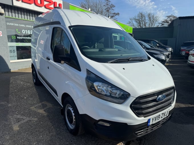 2025 Ford Transit Custom