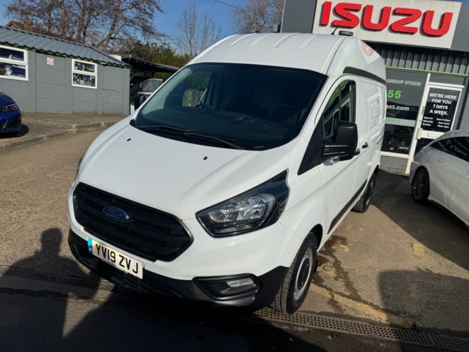 2025 Ford Transit Custom