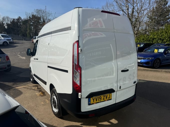 2025 Ford Transit Custom