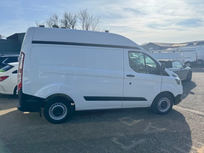 2025 Ford Transit Custom