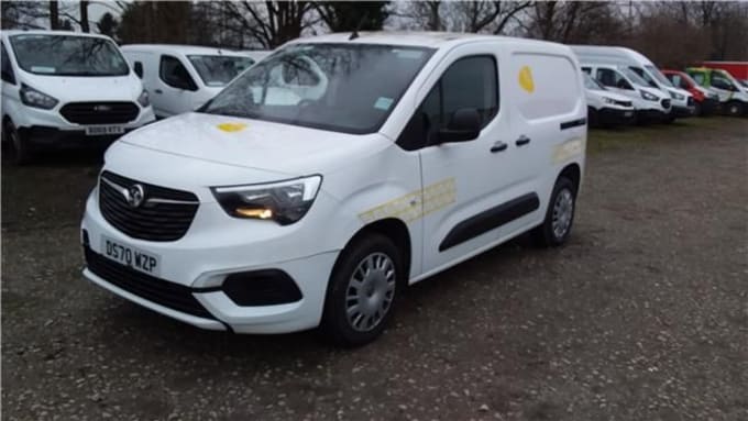 2025 Vauxhall Combo