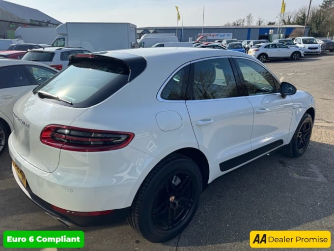 2017 Porsche Macan