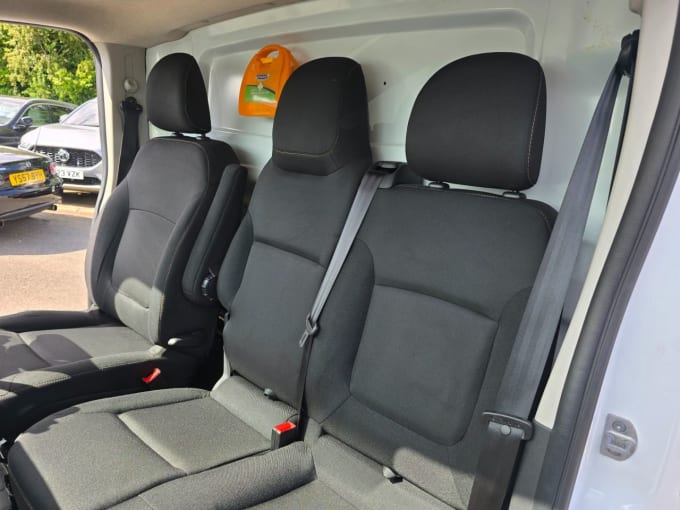 2025 Renault Trafic