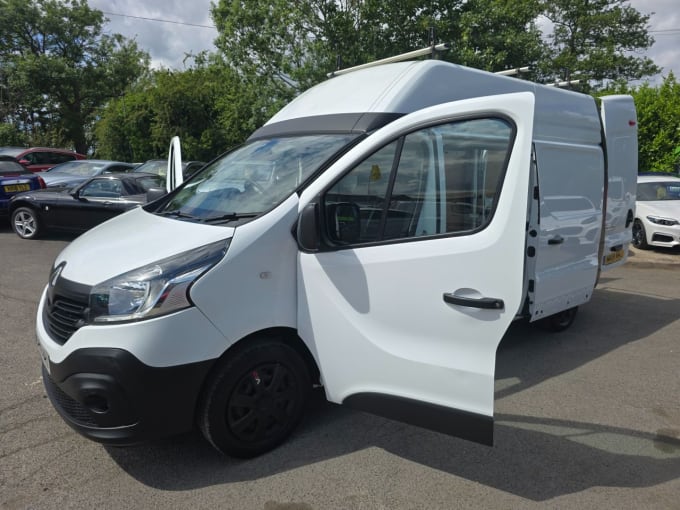 2025 Renault Trafic