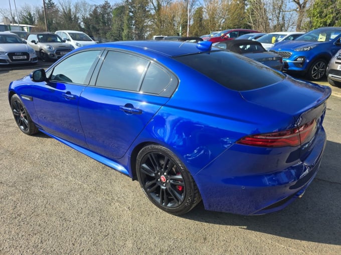 2025 Jaguar Xe