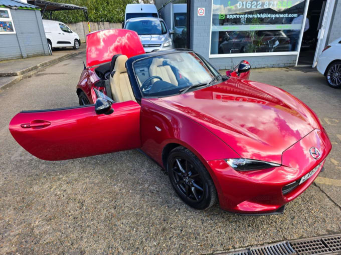 2025 Mazda Mx-5