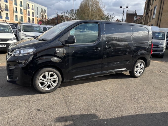 2025 Vauxhall Vivaro