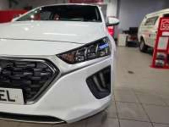 2025 Hyundai Ioniq