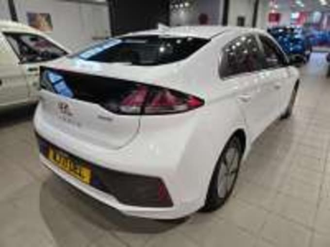 2025 Hyundai Ioniq