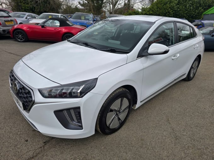 2025 Hyundai Ioniq