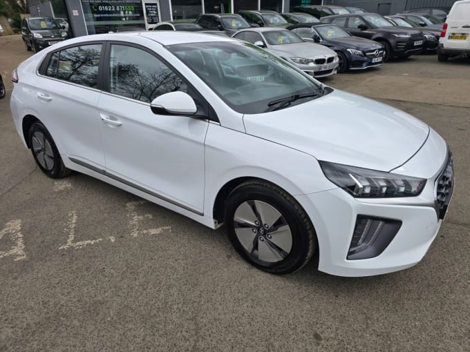 2025 Hyundai Ioniq