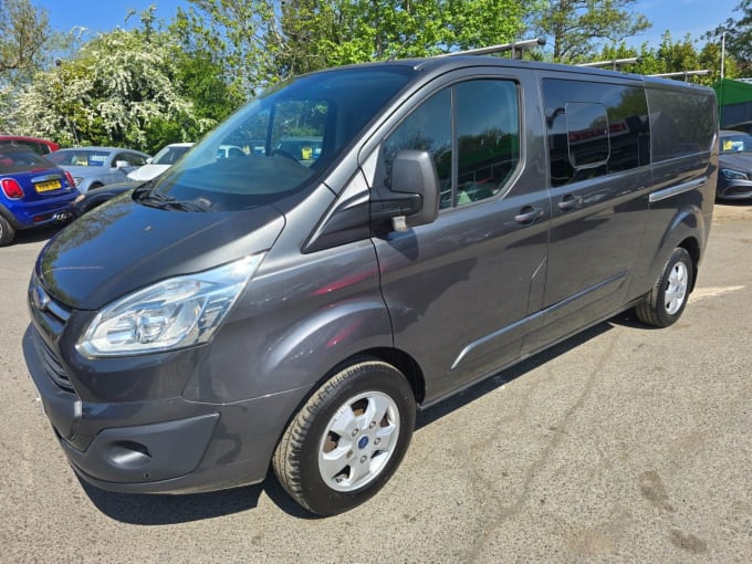 2025 Ford Transit Custom