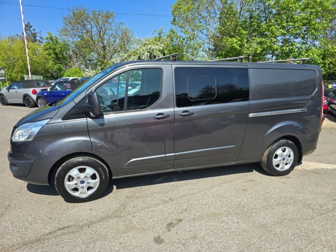 2025 Ford Transit Custom