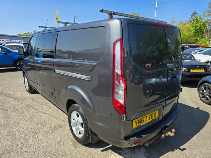 2025 Ford Transit Custom