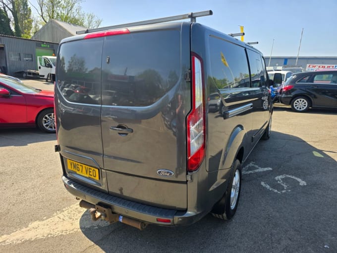 2025 Ford Transit Custom