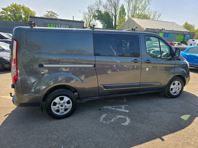 2025 Ford Transit Custom