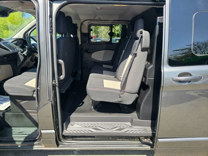 2025 Ford Transit Custom