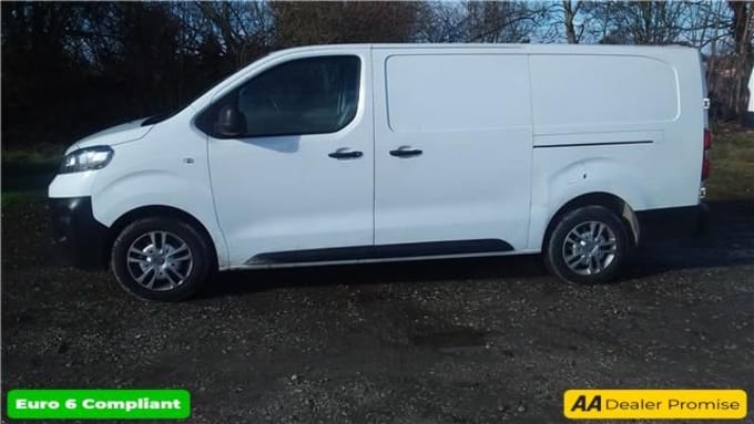 2025 Vauxhall Vivaro