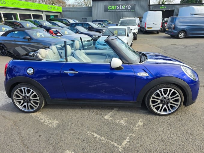 2025 Mini Convertible