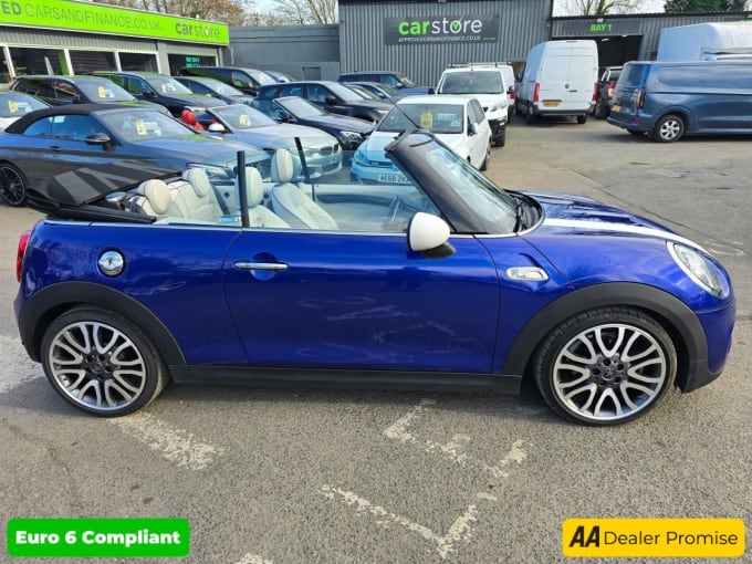 2025 Mini Convertible