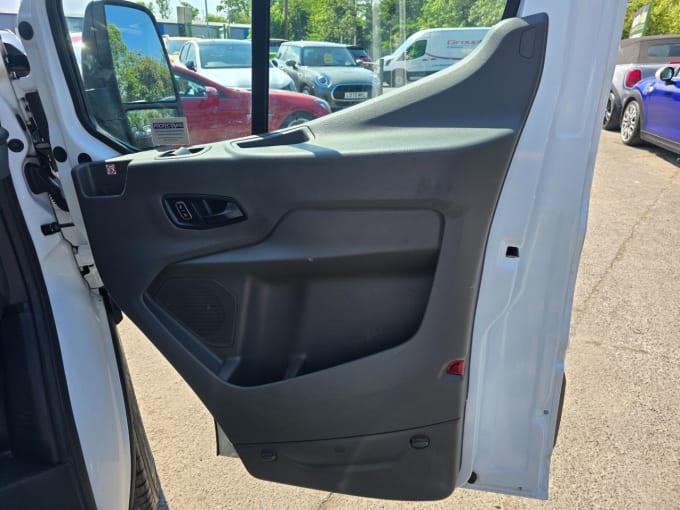 2025 Ford Transit