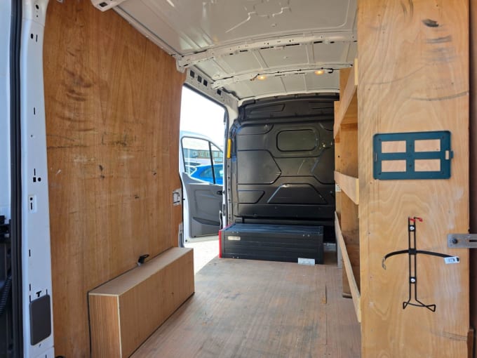 2025 Ford Transit