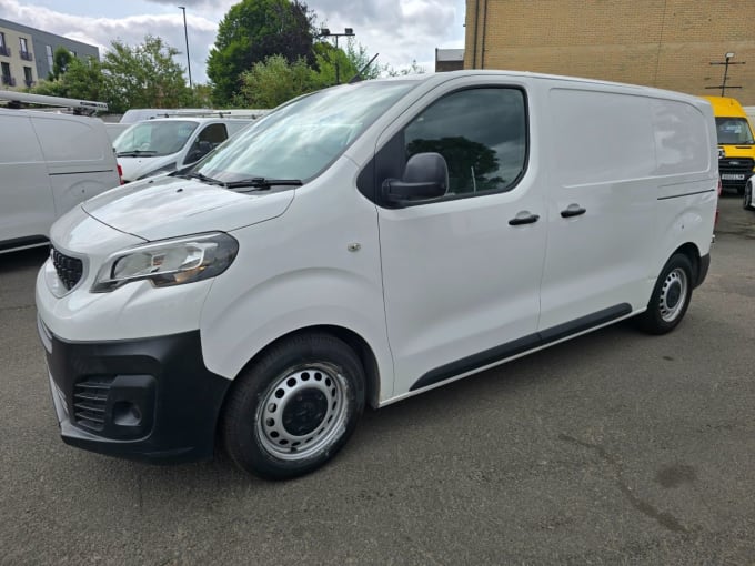 2025 Peugeot Expert
