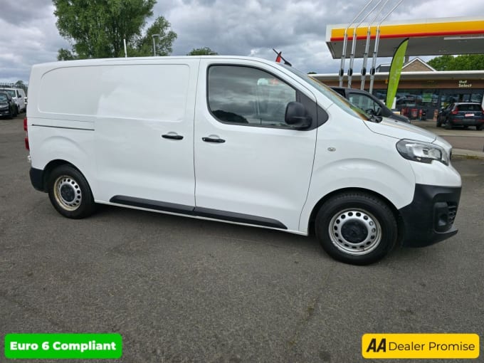 2025 Peugeot Expert