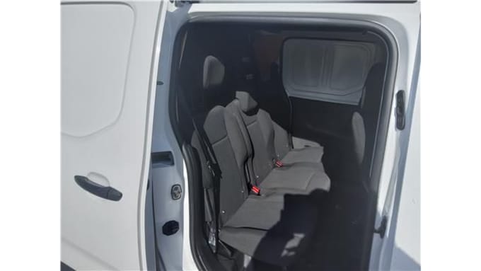 2025 Peugeot Partner