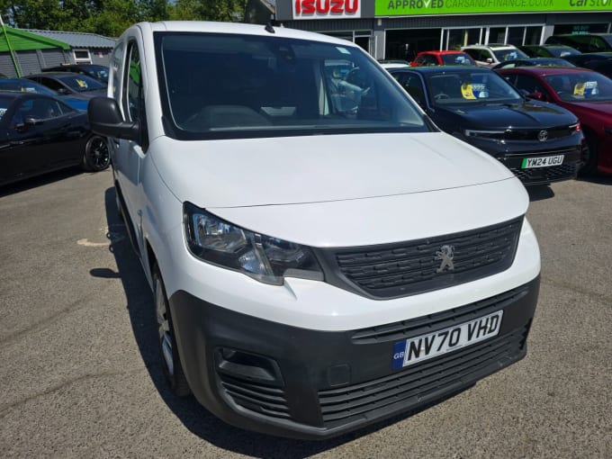 2025 Peugeot Partner