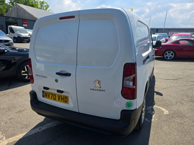 2025 Peugeot Partner