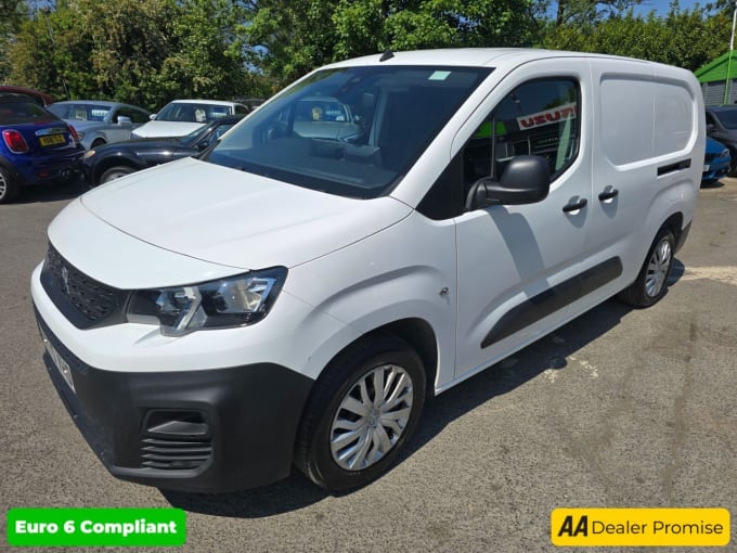 2025 Peugeot Partner