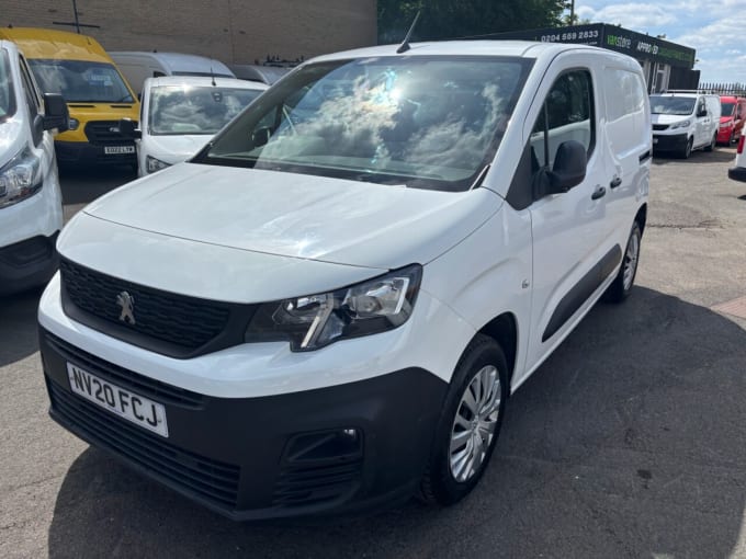 2025 Peugeot Partner