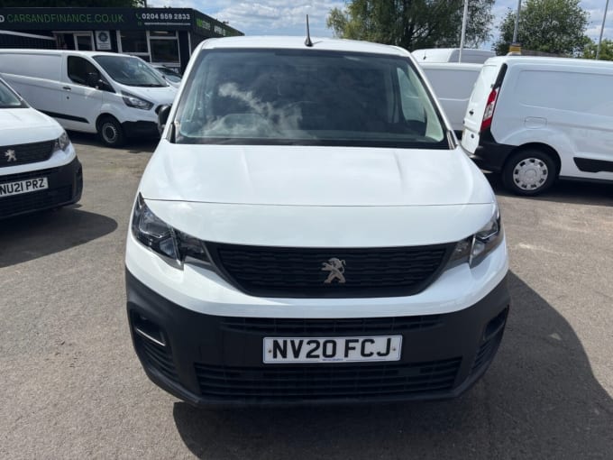 2025 Peugeot Partner