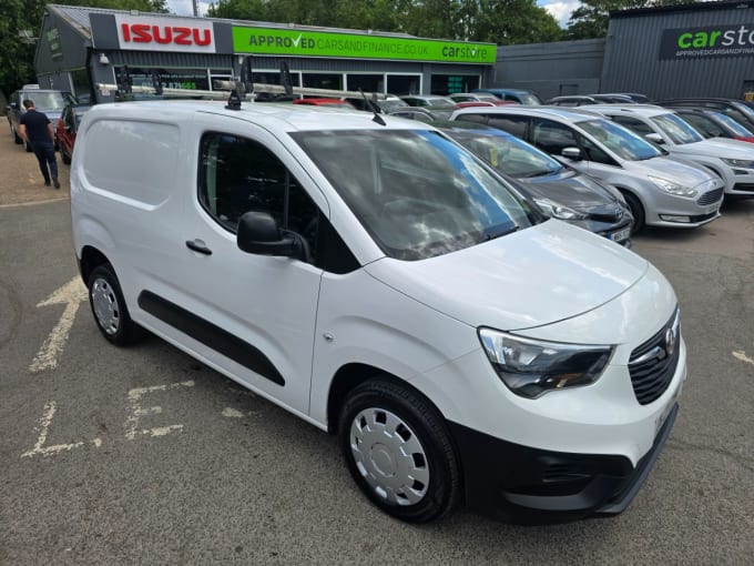 2025 Vauxhall Combo
