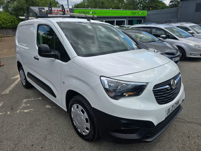 2025 Vauxhall Combo