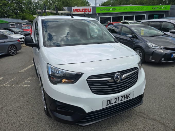 2025 Vauxhall Combo