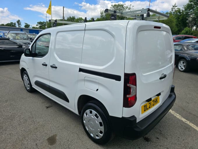 2025 Vauxhall Combo