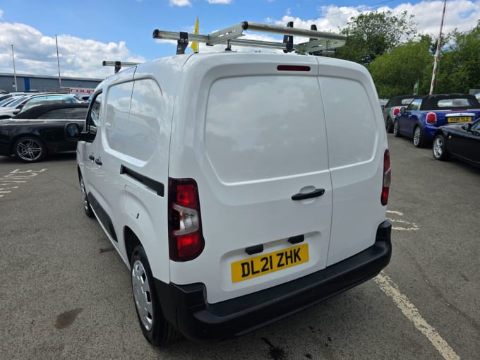 2025 Vauxhall Combo