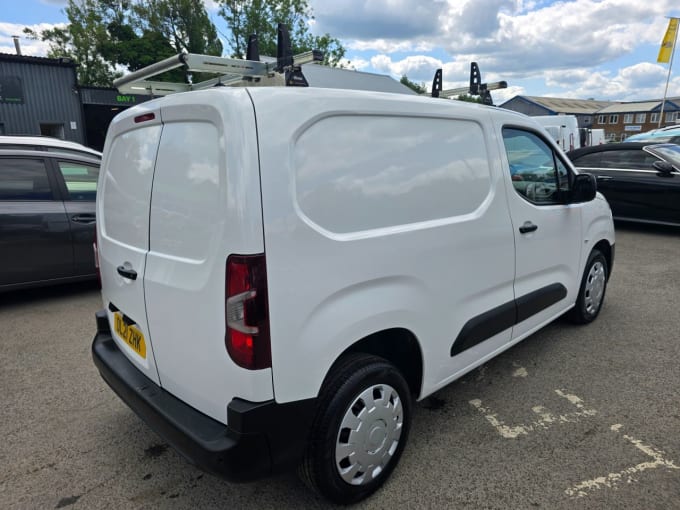2025 Vauxhall Combo