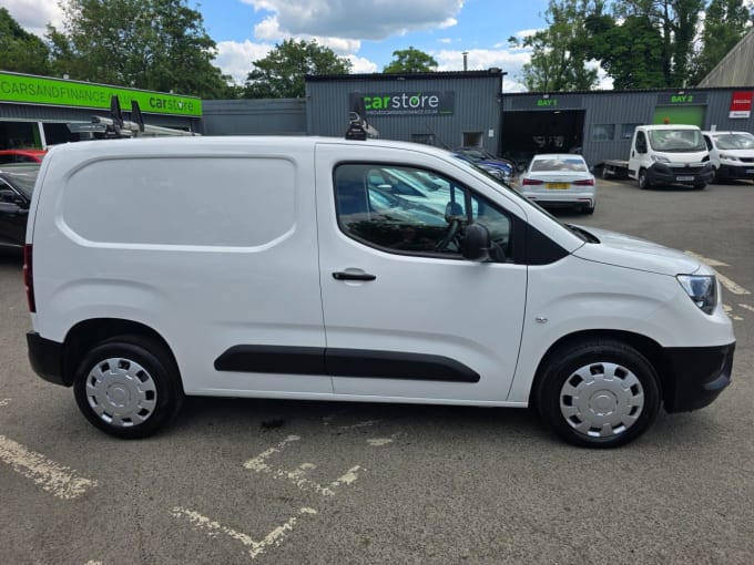 2025 Vauxhall Combo