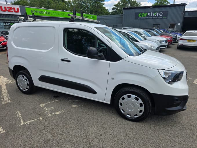 2025 Vauxhall Combo
