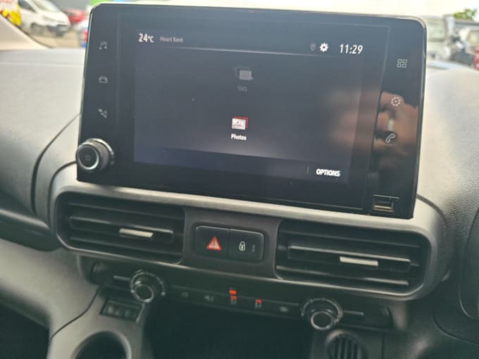 2025 Vauxhall Combo