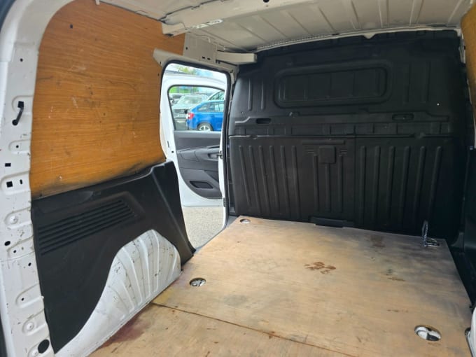 2025 Vauxhall Combo