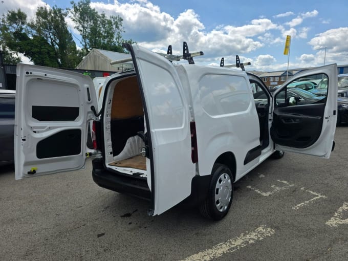 2025 Vauxhall Combo